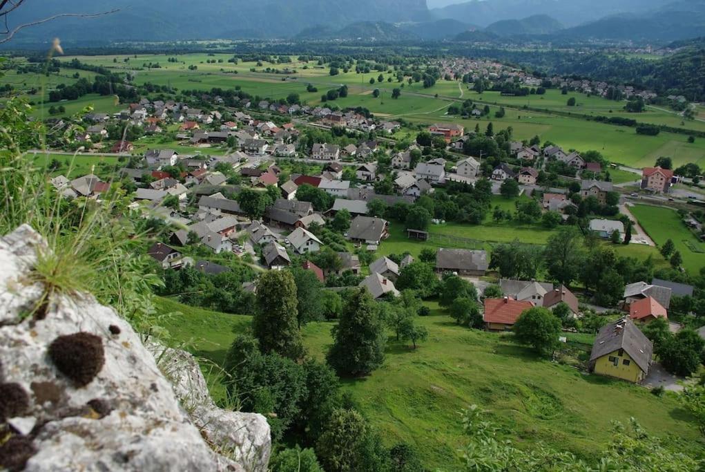Cottage Zirovnica Bagian luar foto